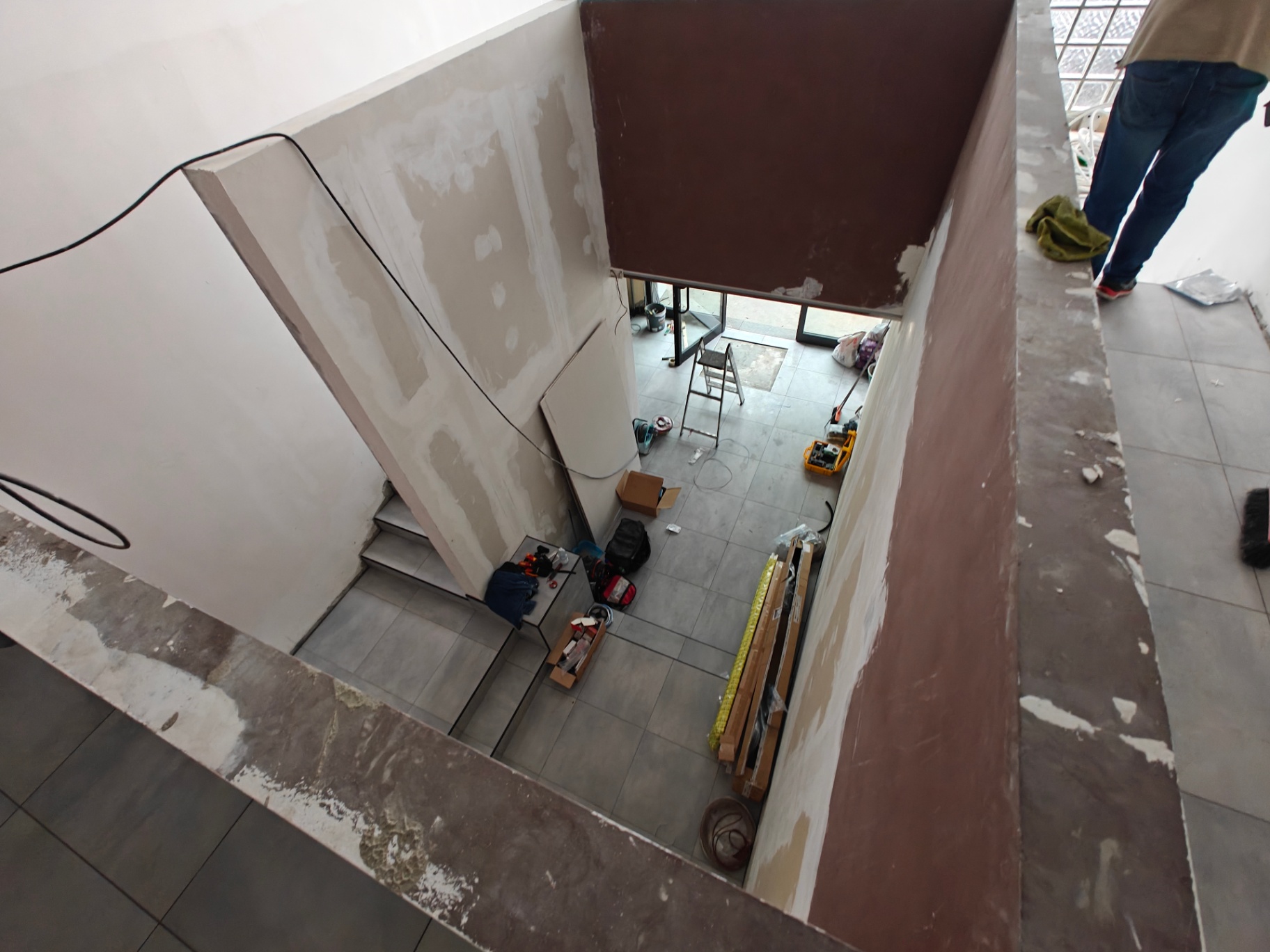 Cantiere industriale in fase di esecuzione seguito da Total Workshop